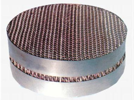 1523092245779007883.jpg 1299480588.jpg